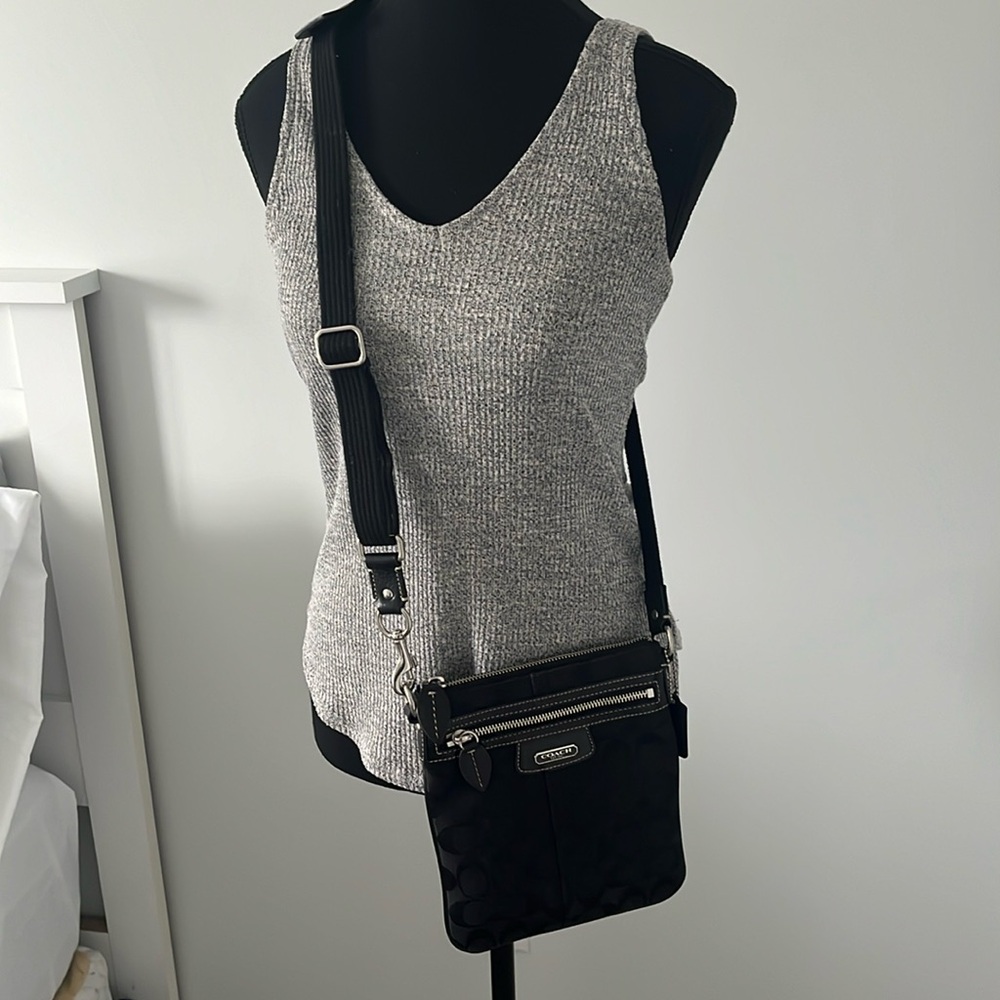 Ladies Coach Cross Body Purse